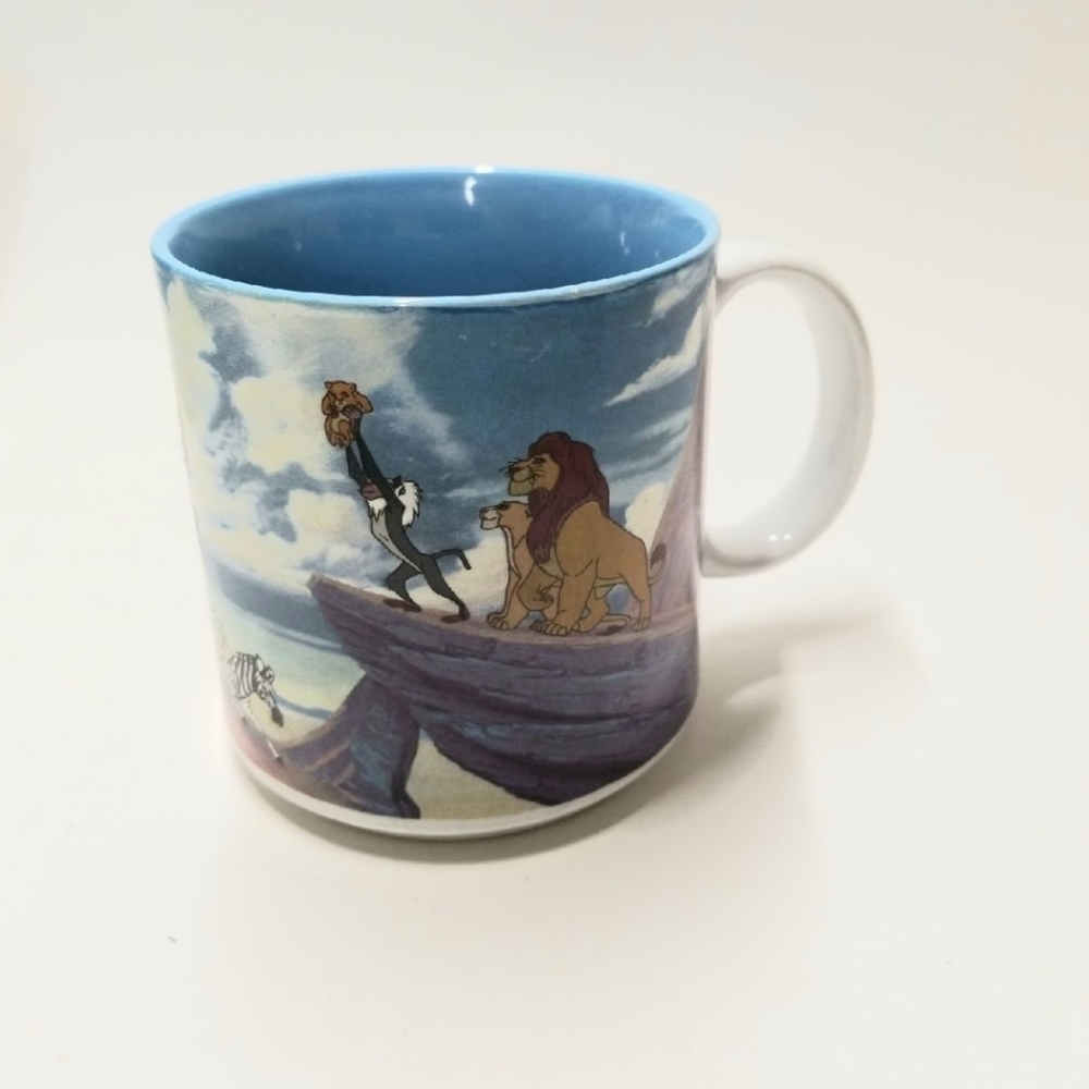 Lion King All the Animals Pay Homage Disney Coffee Mug